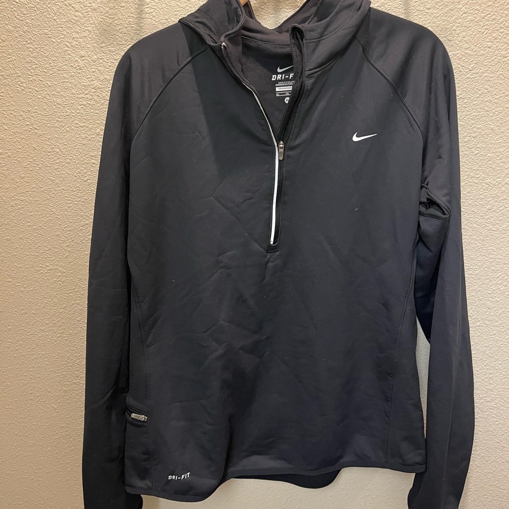 Nike Dri-fit pullover